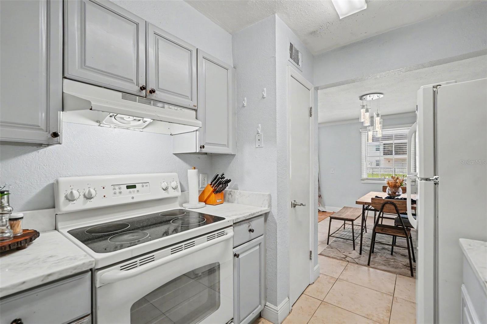 13832 ORANGE SUNSET DR #101 — photo 16