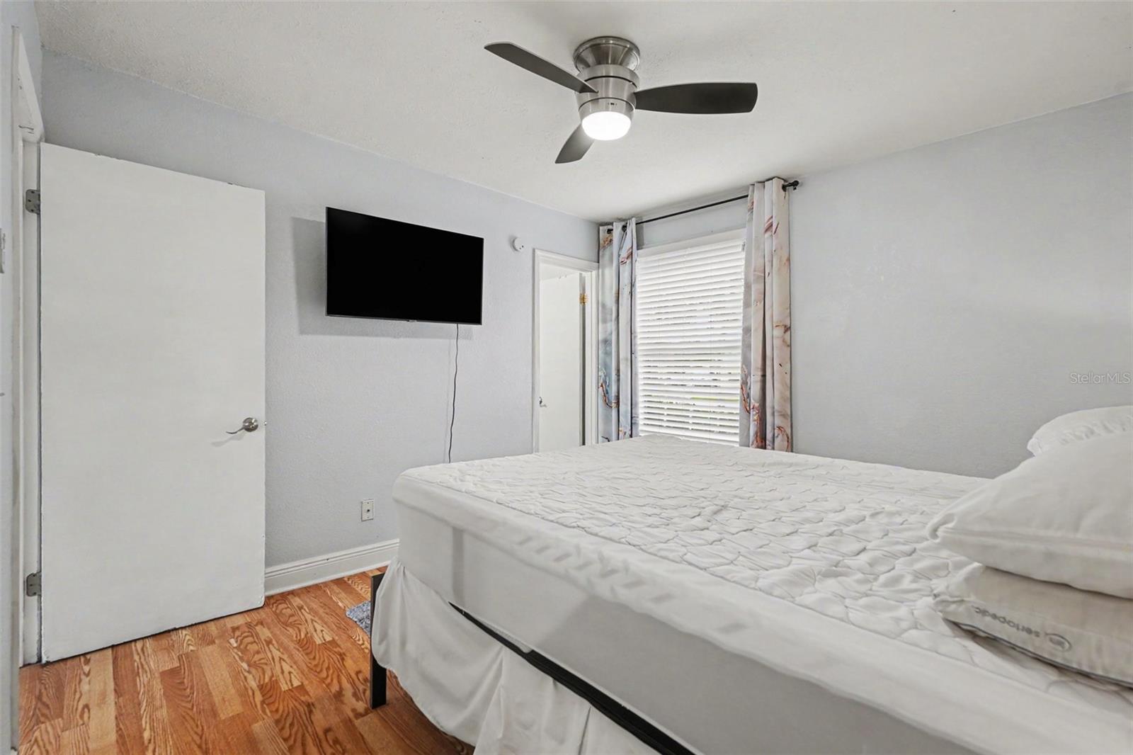 13832 ORANGE SUNSET DR #101 — photo 23