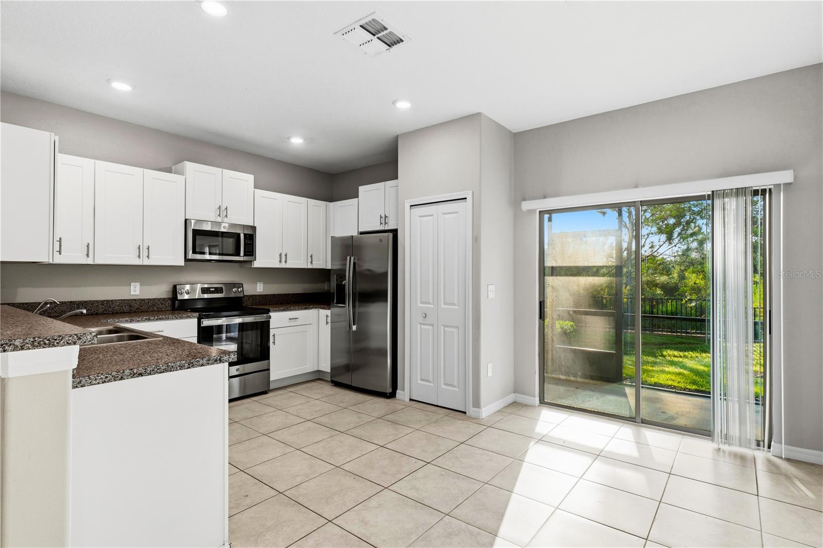 3527 BELLMEADE CT — photo 5