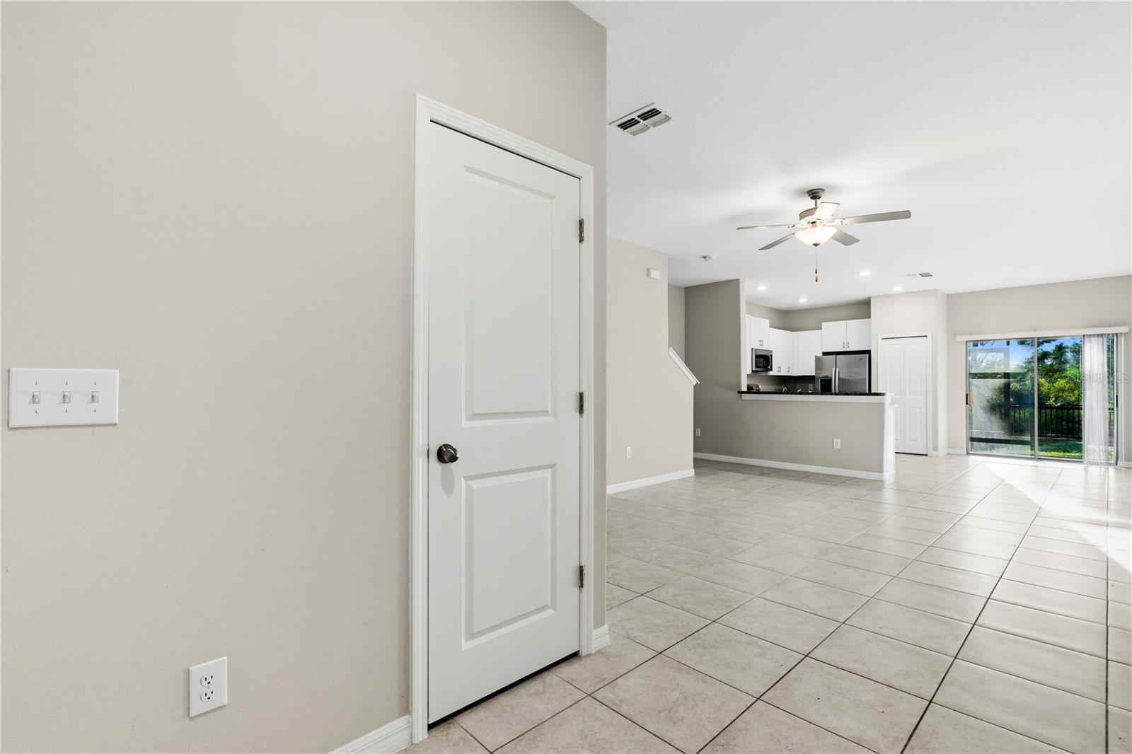 3527 BELLMEADE CT — photo 2