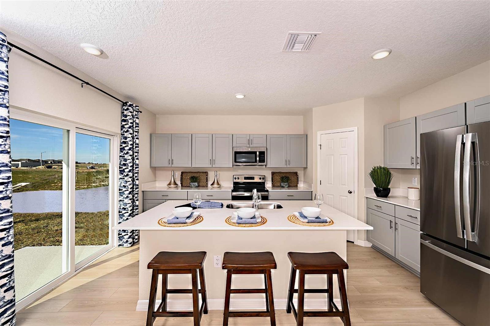 15201 MAUDE LANDING LOOP — photo 8