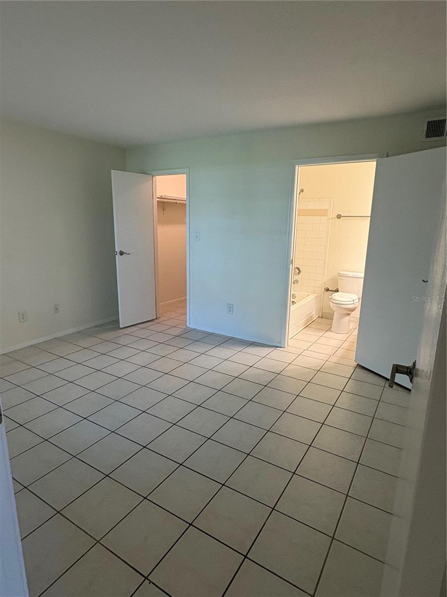9100 DR MARTIN LUTHER KING JR ST N #1707 — photo 14