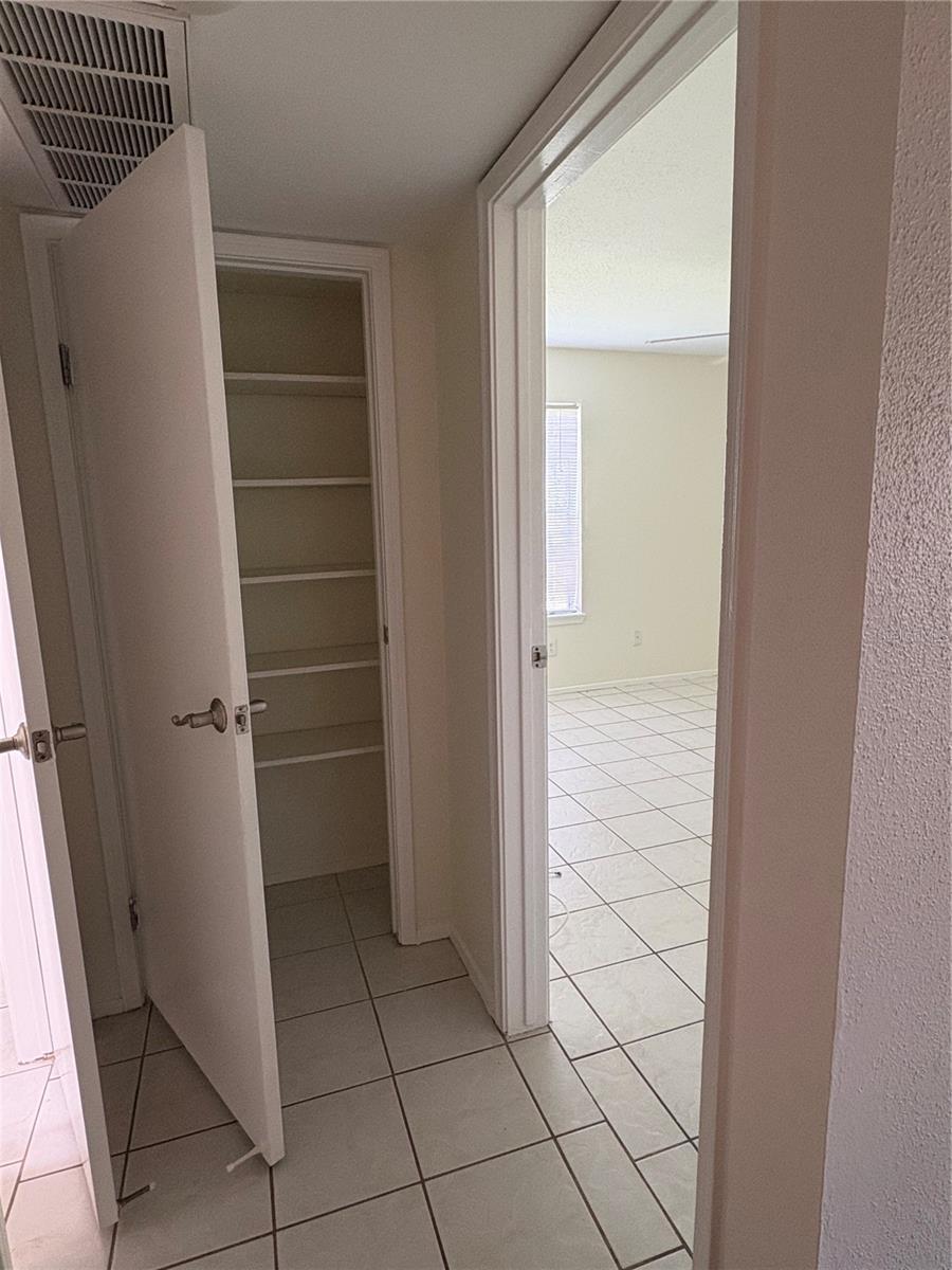 9100 DR MARTIN LUTHER KING JR ST N #1707 — photo 20