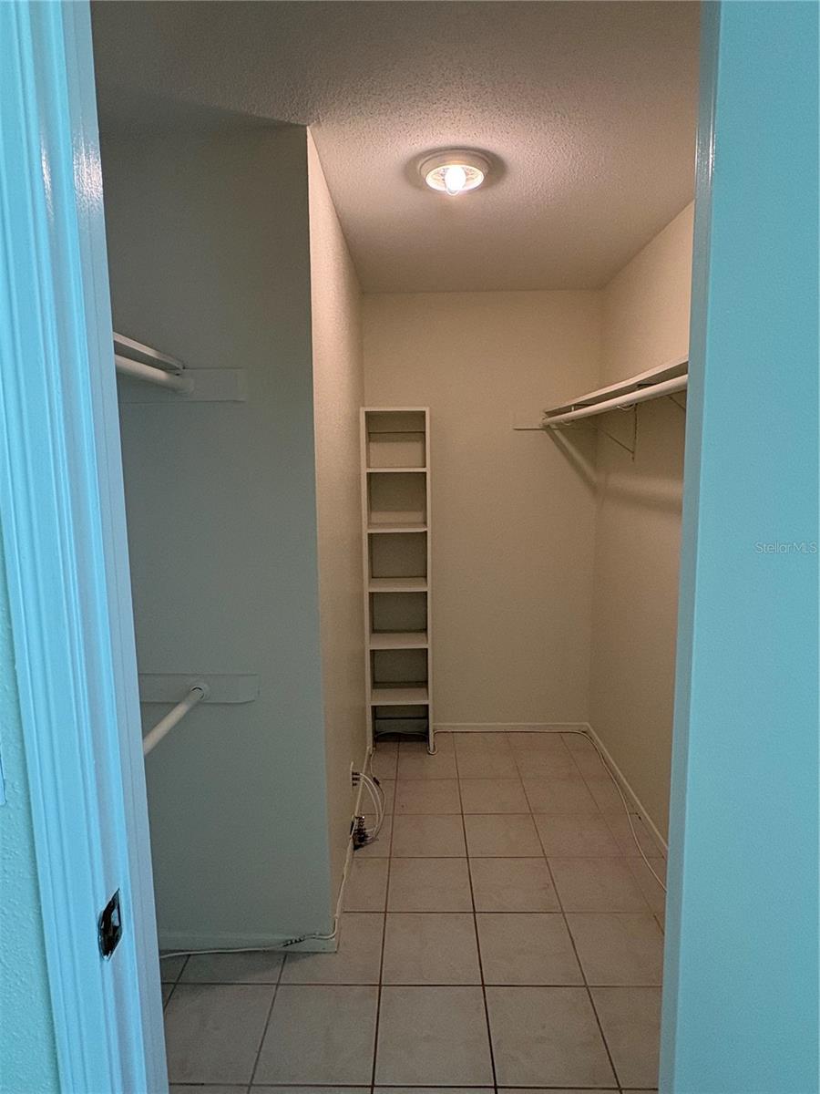 9100 DR MARTIN LUTHER KING JR ST N #1707 — photo 19