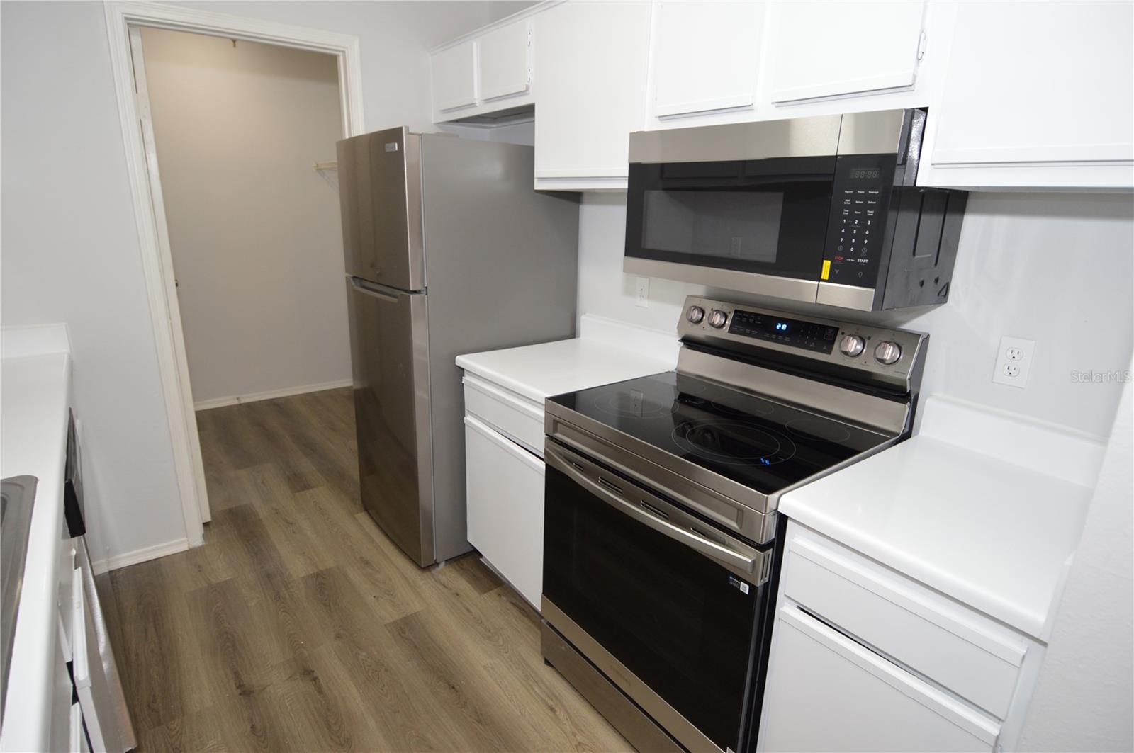 1400 GANDY BLVD N #816 — photo 6