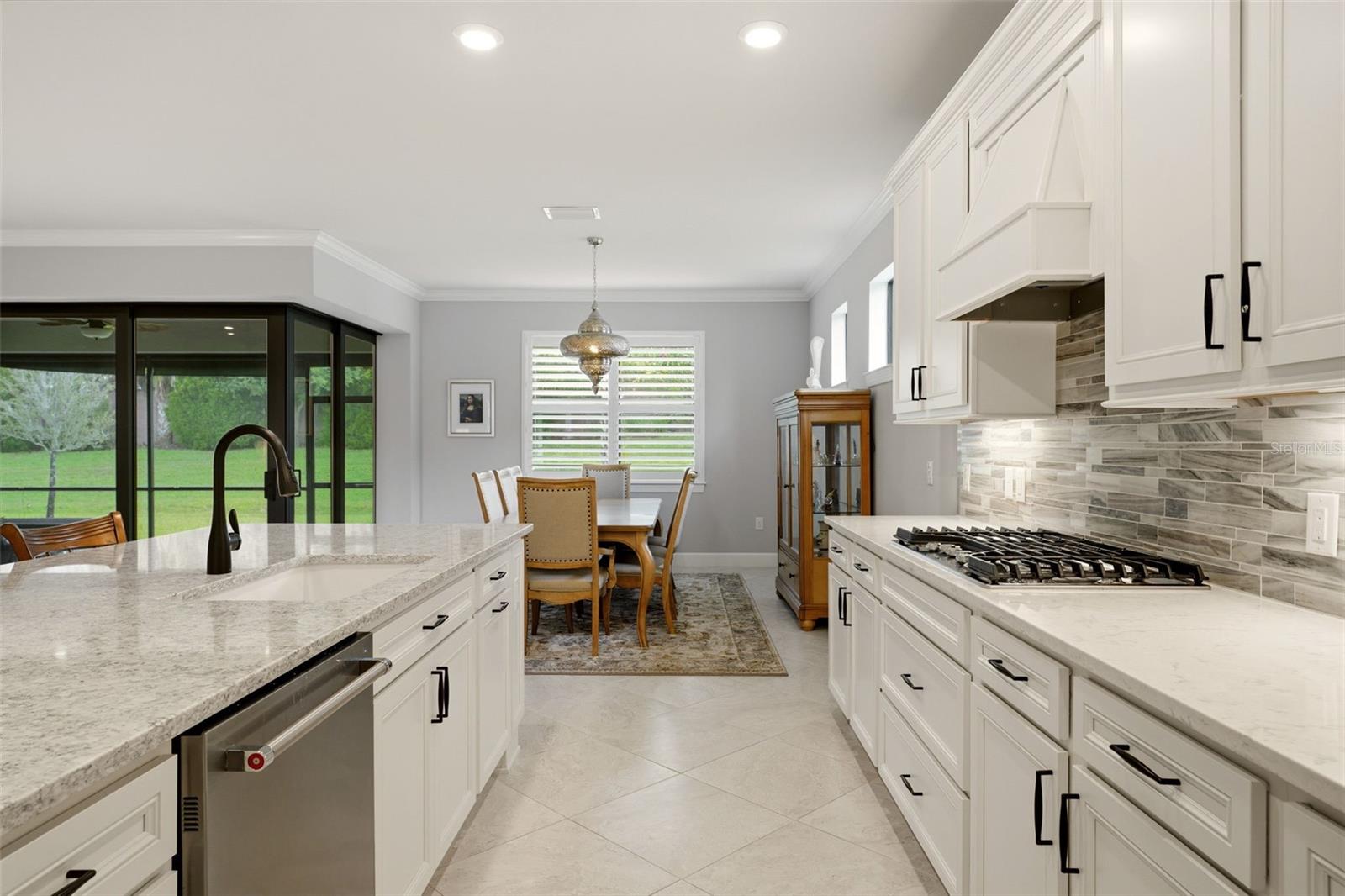 6839 CHESTER TRL — photo 11