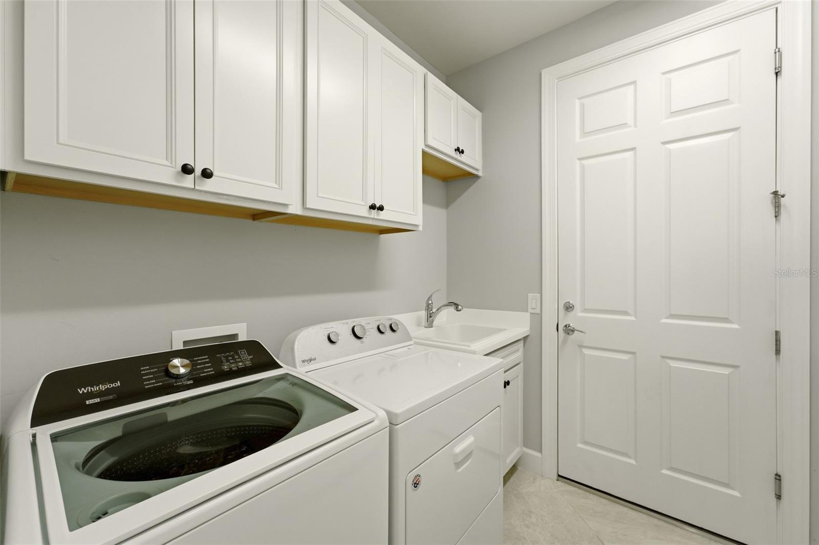 6839 CHESTER TRL — photo 35