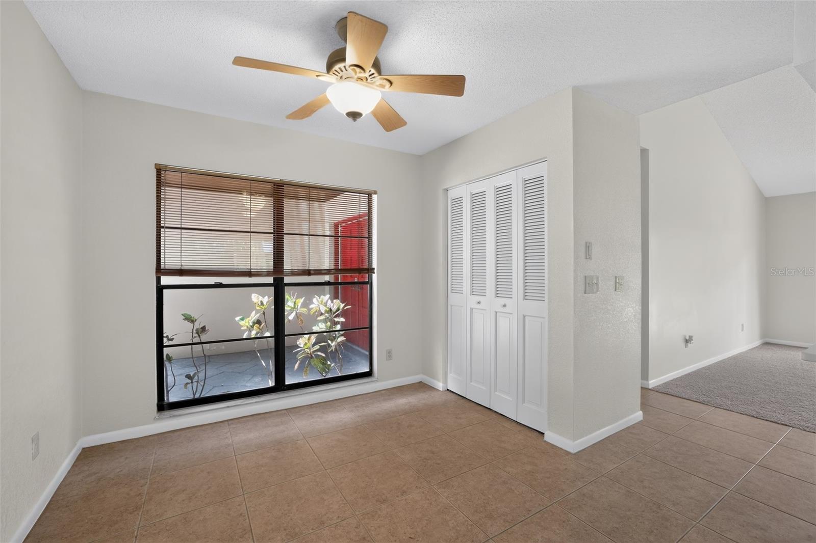 4015 DELLBROOK DR — photo 17