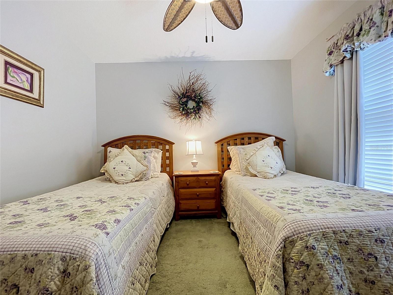 1017 SWEET JASMINE DR — photo 31
