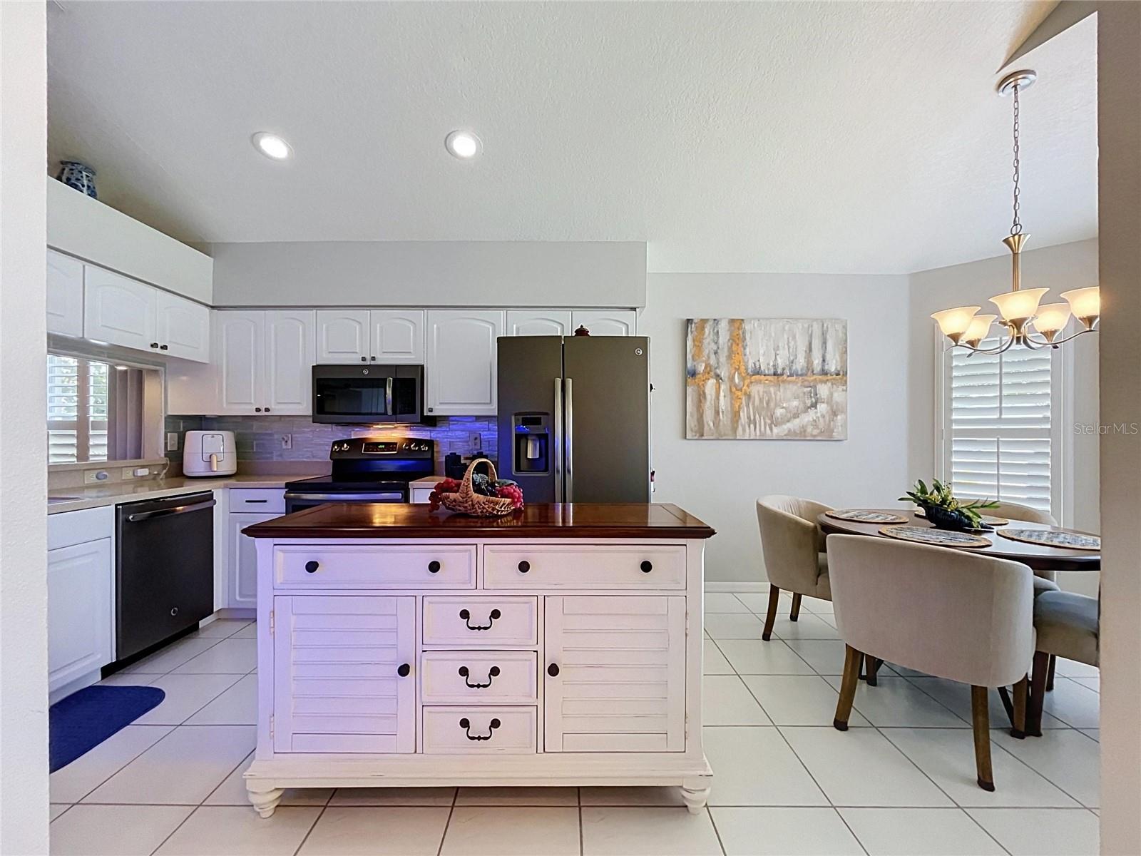 1017 SWEET JASMINE DR — photo 15