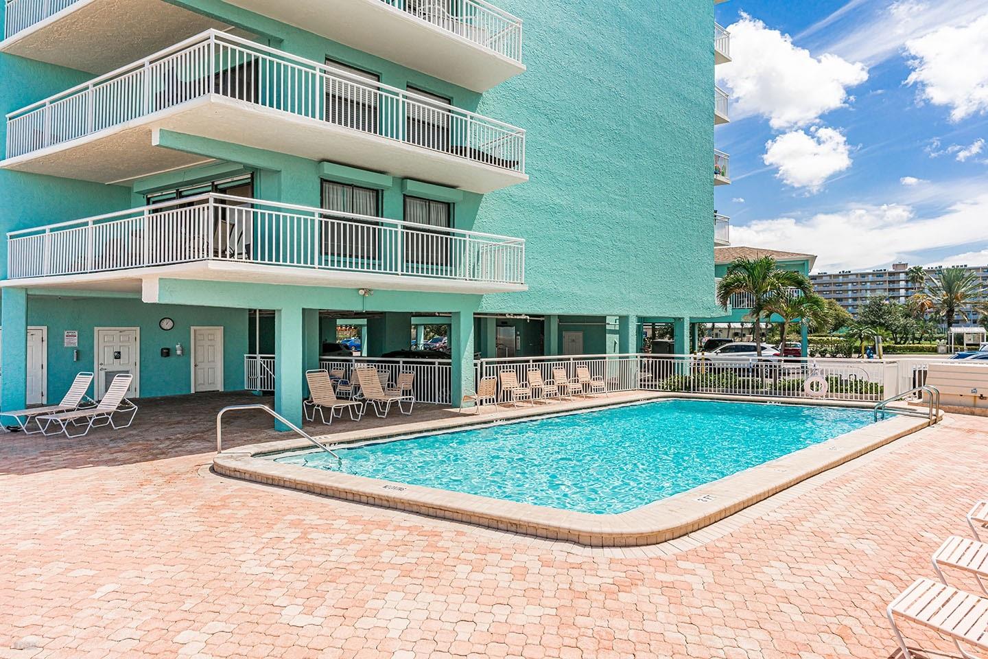 19440 GULF BLVD #105 — photo 4