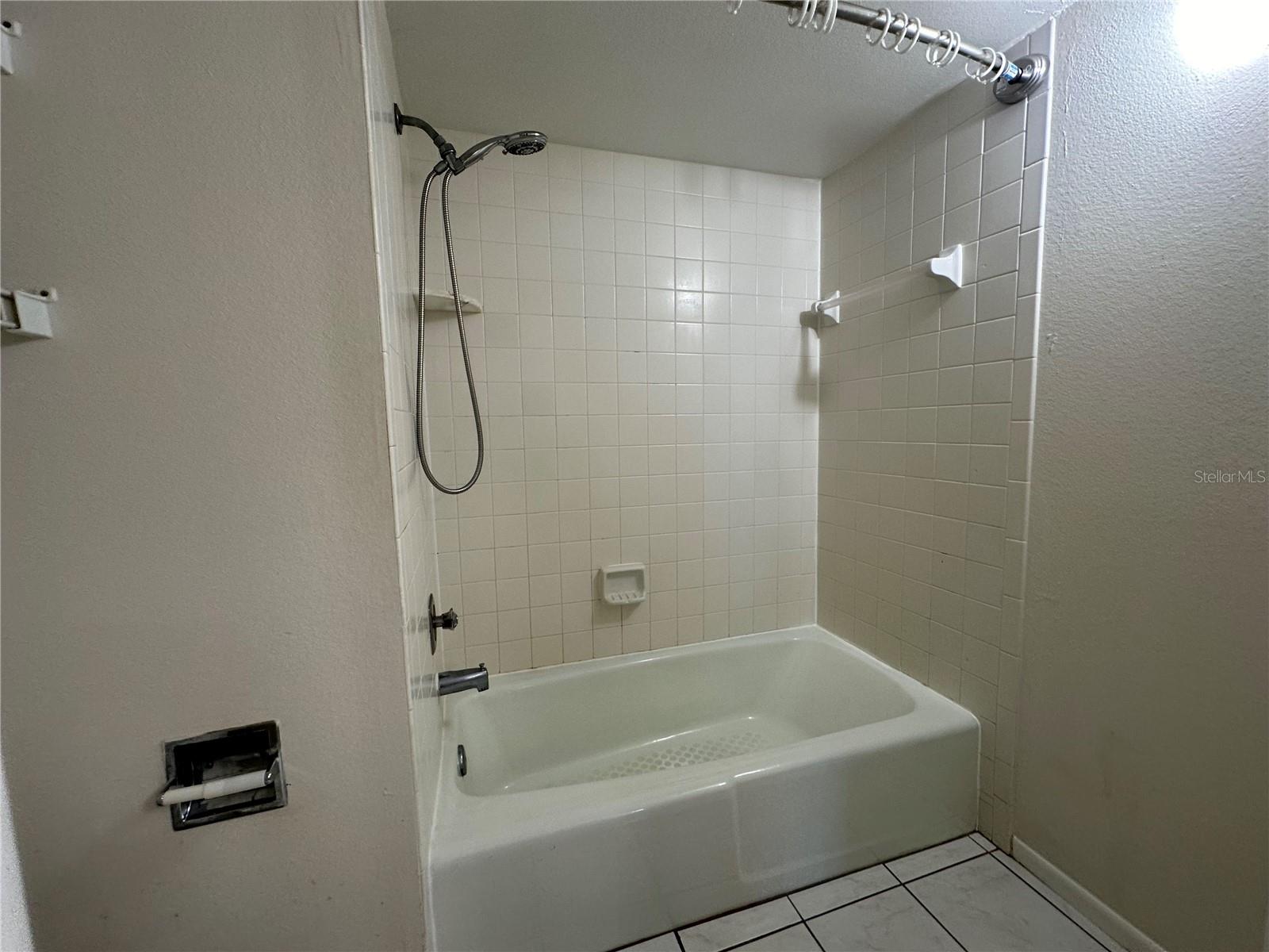 7205 CURTISS AVE #2B — photo 16