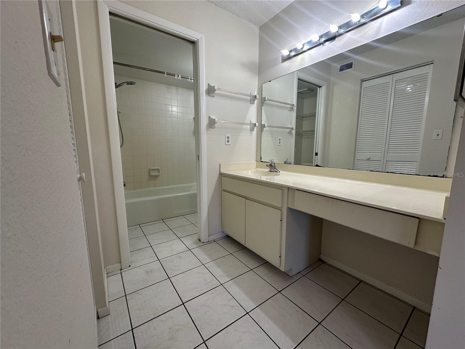 7205 CURTISS AVE #2B — photo 15