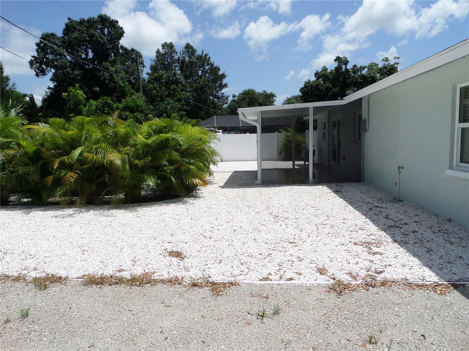 4925 SILK OAK DR — photo 48