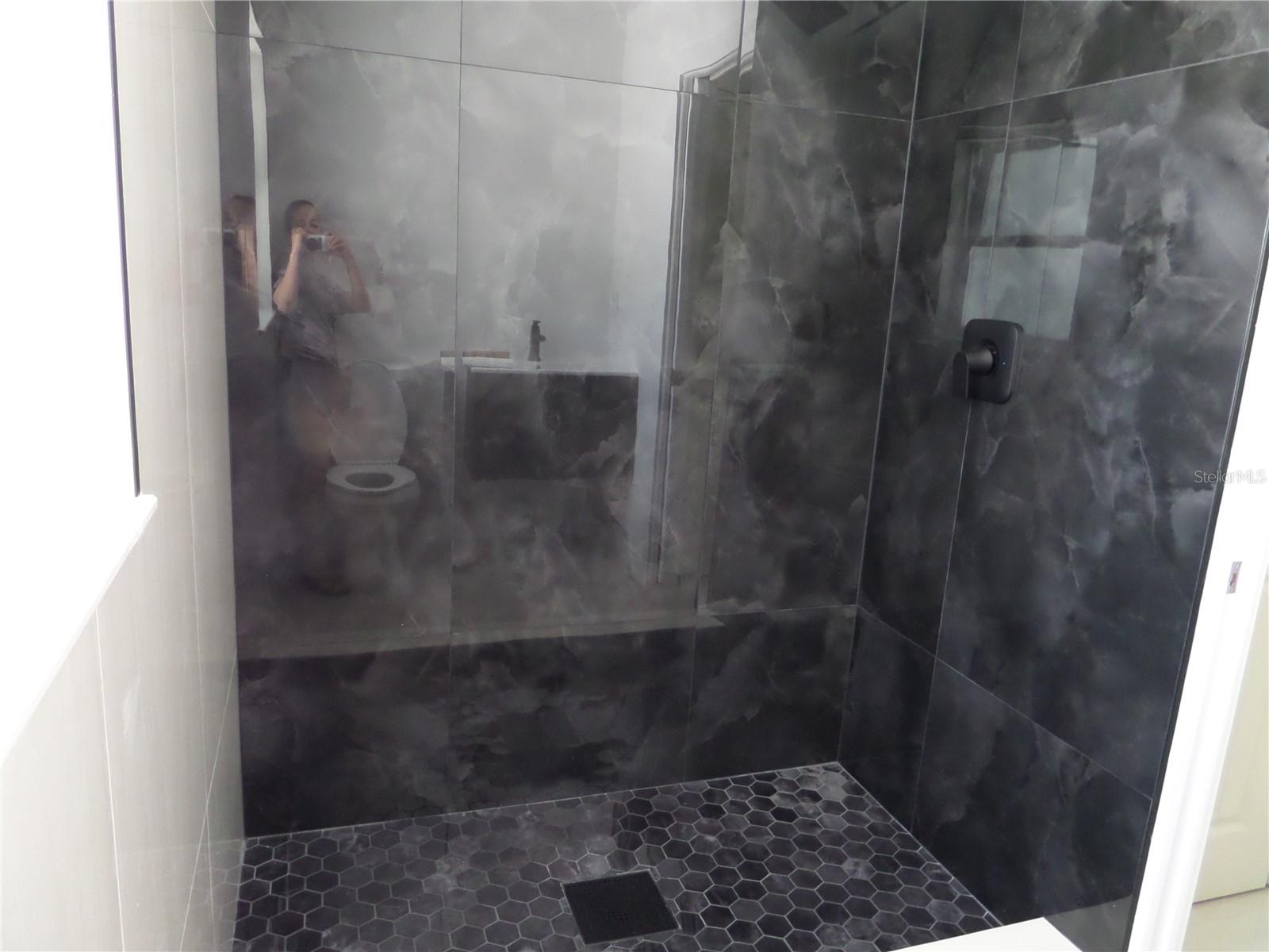 4925 SILK OAK DR — photo 37