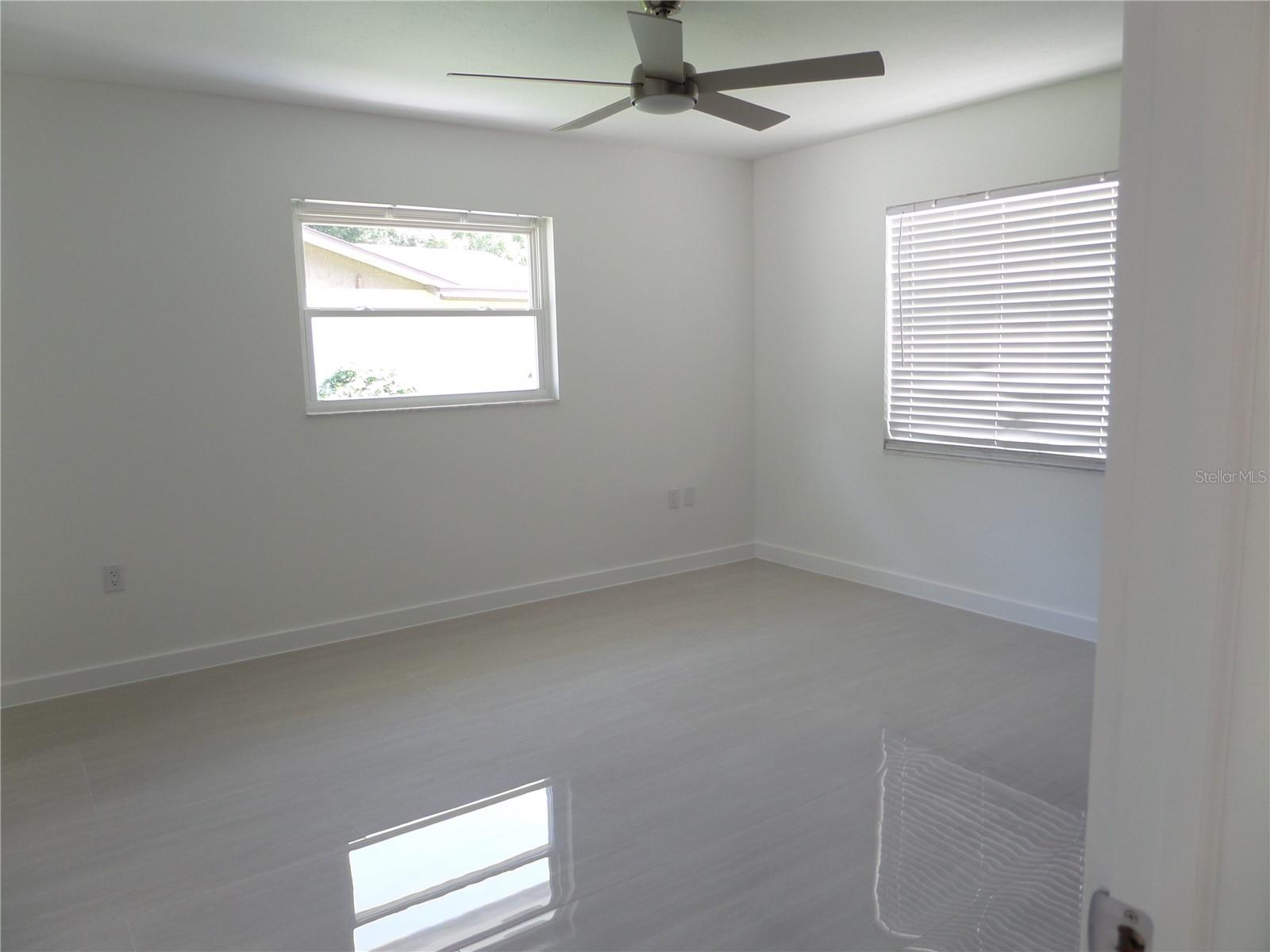 4925 SILK OAK DR — photo 20