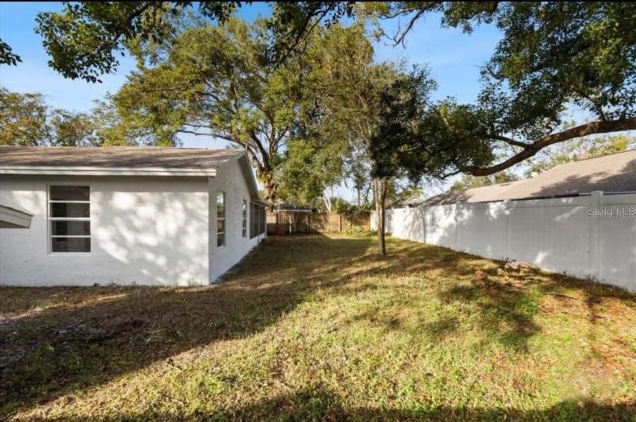 14915 GENTILLY PL — photo 12