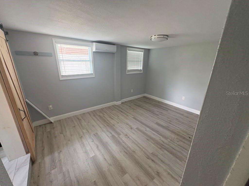 3206 E EMMA ST — photo 6