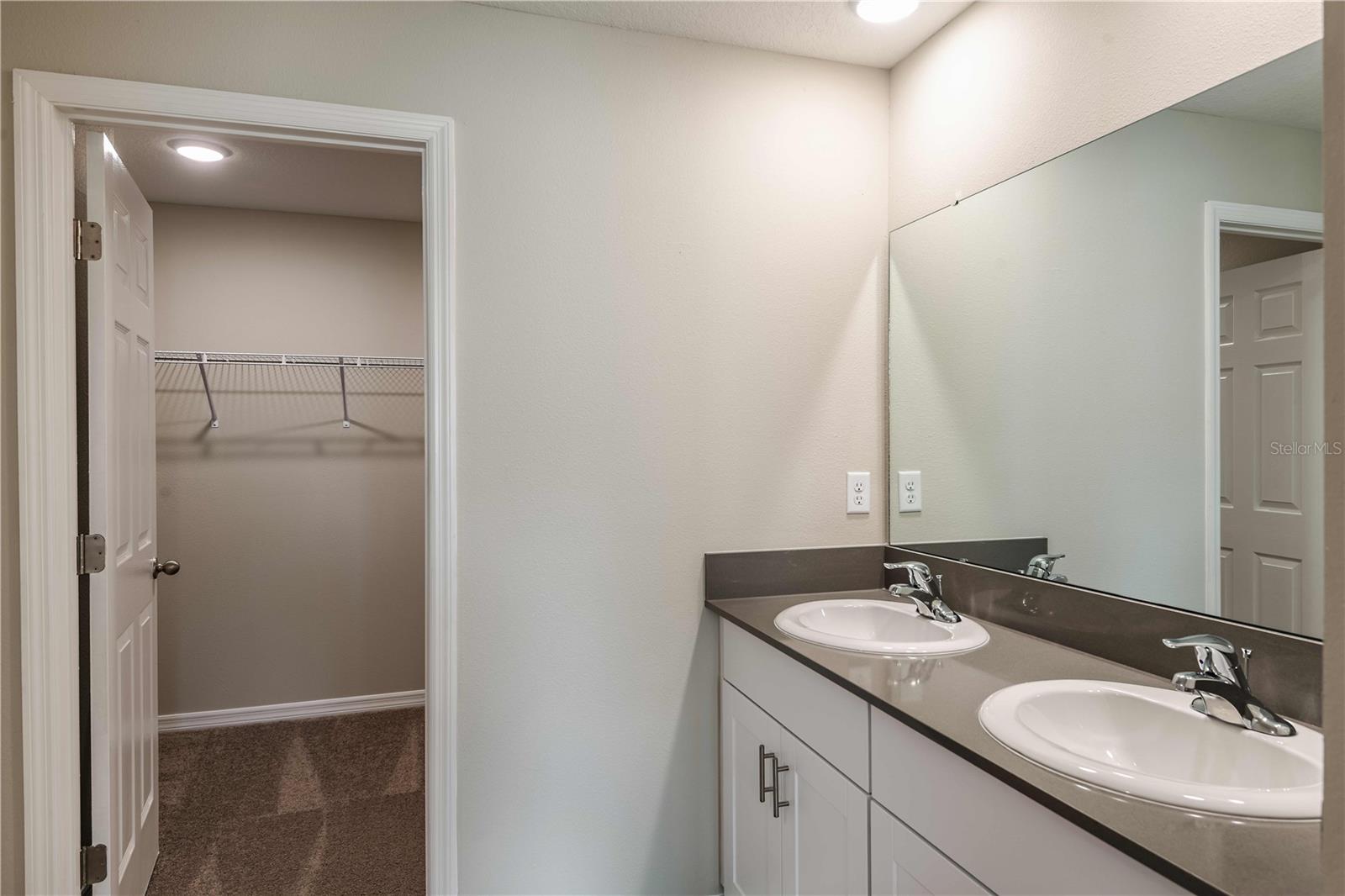 36644 THORNHEDGE DR — photo 8