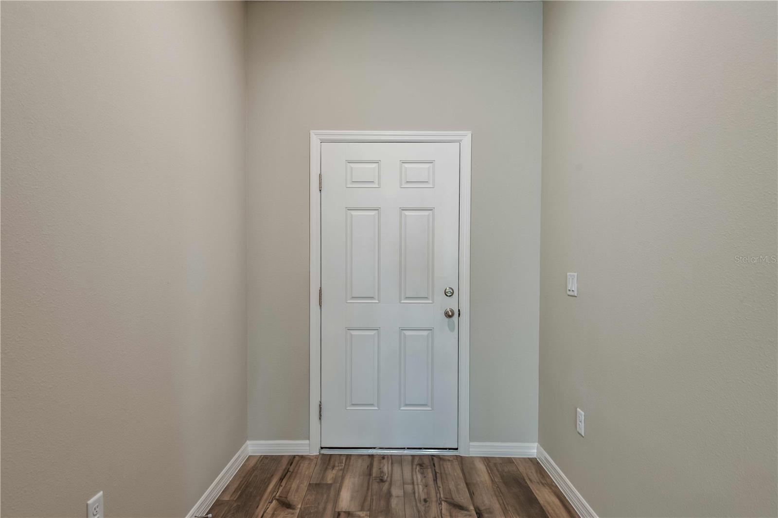 36644 THORNHEDGE DR — photo 22