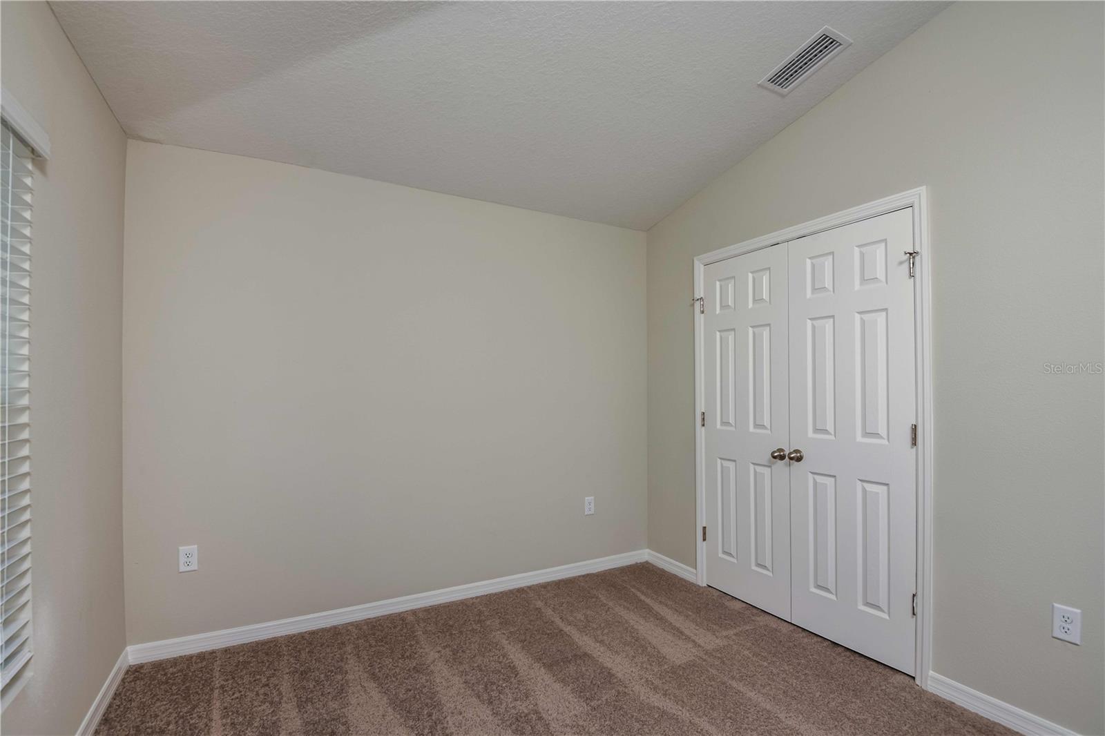 36644 THORNHEDGE DR — photo 16