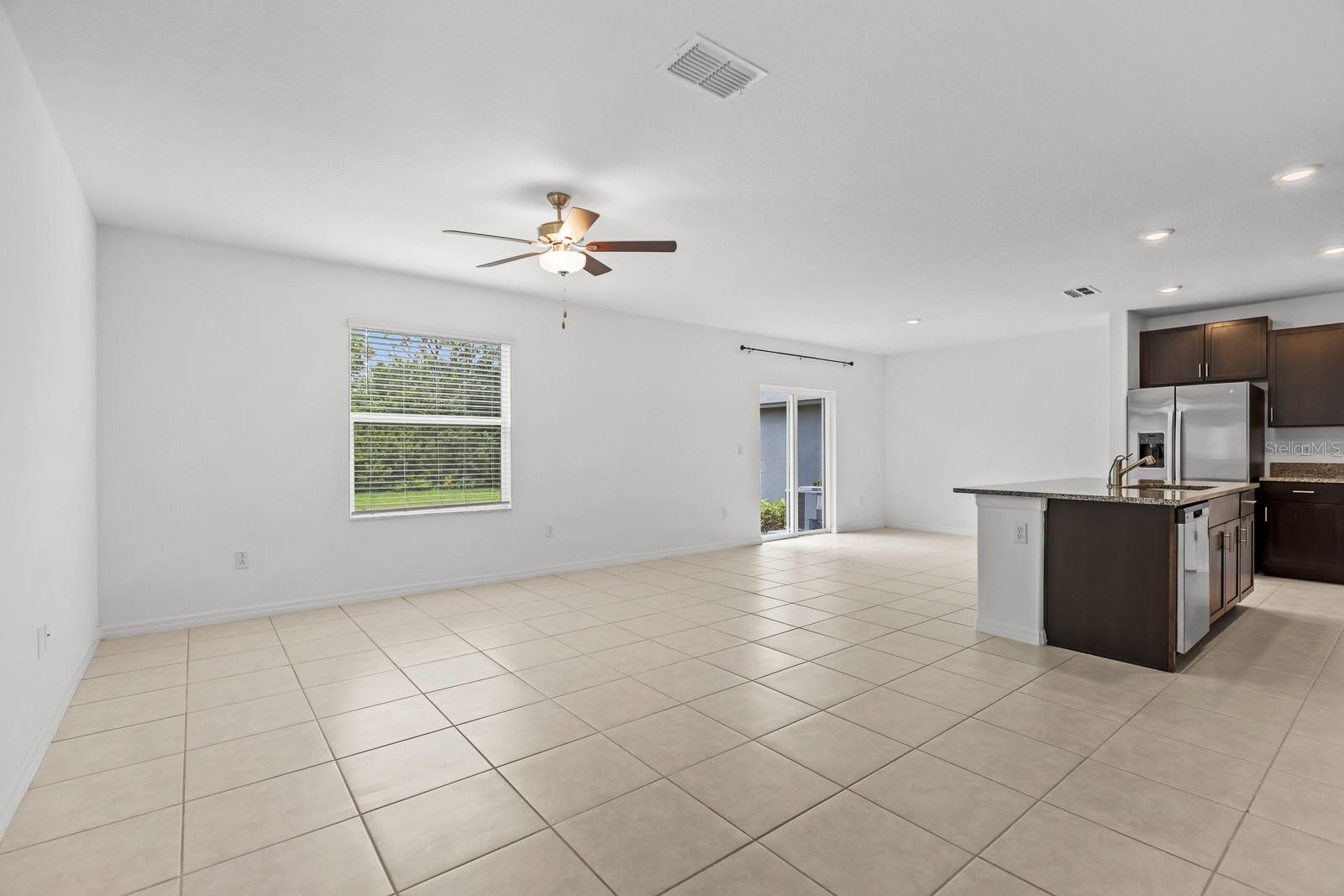 5552 BLUE AZURE DR — photo 9