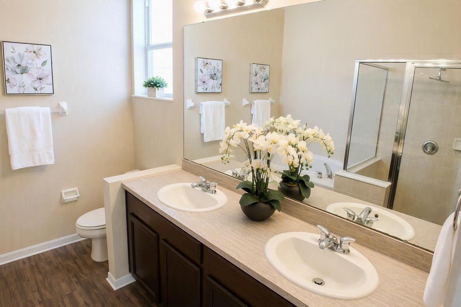8539 DEER CHASE DR — photo 11