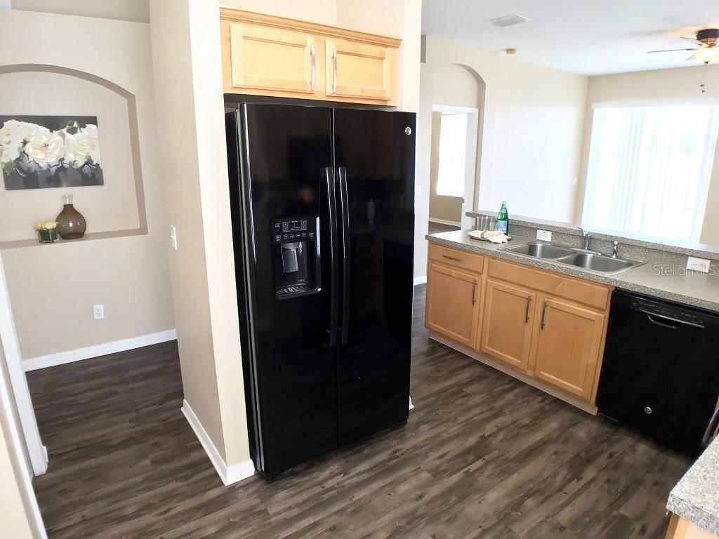 8539 DEER CHASE DR — photo 26