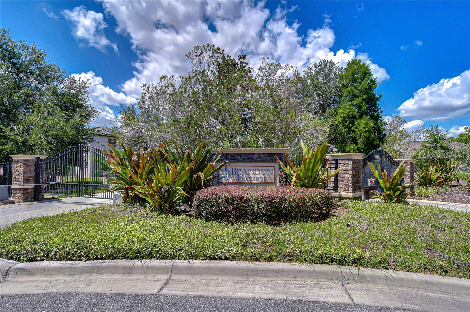 826 VINO VERDE CIR — photo 31