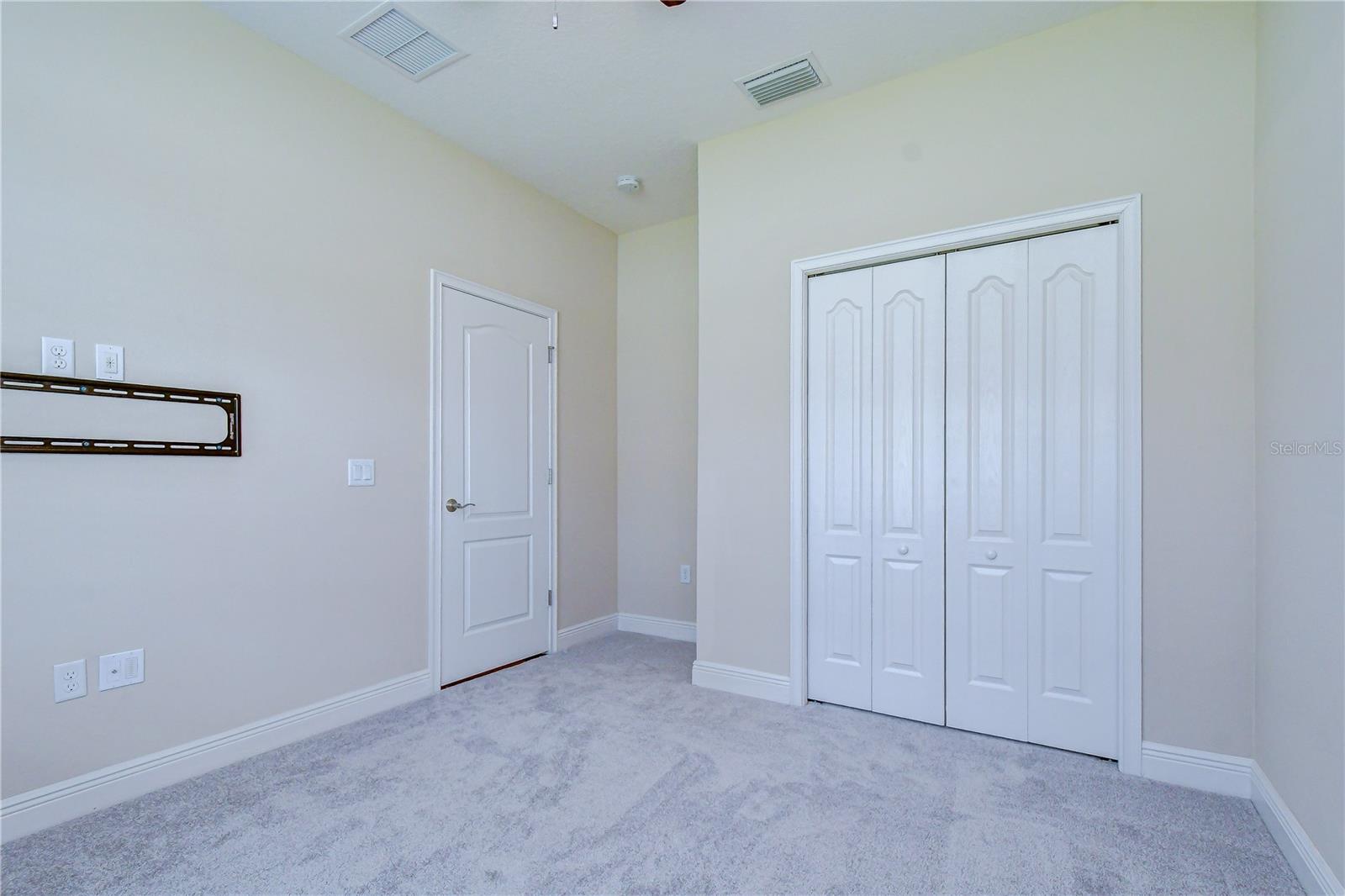 826 VINO VERDE CIR — photo 24