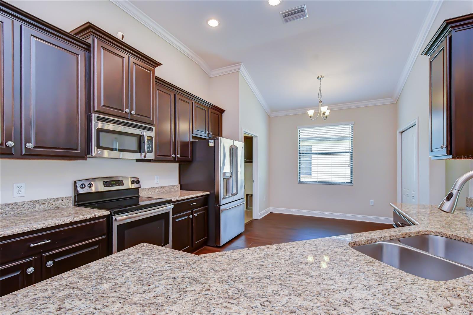 826 VINO VERDE CIR — photo 5