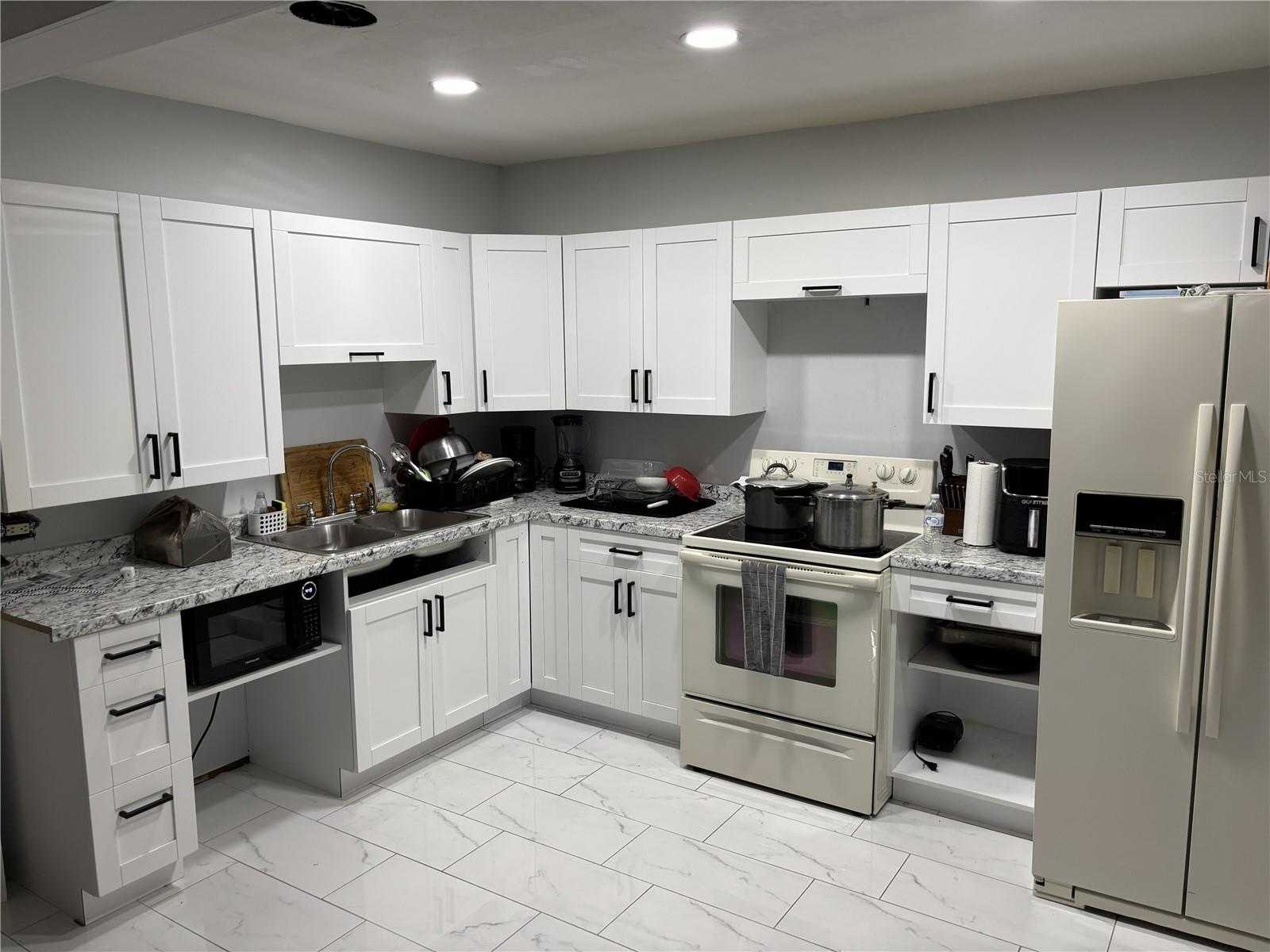 1347 BUCKINGHAM DR — photo 8