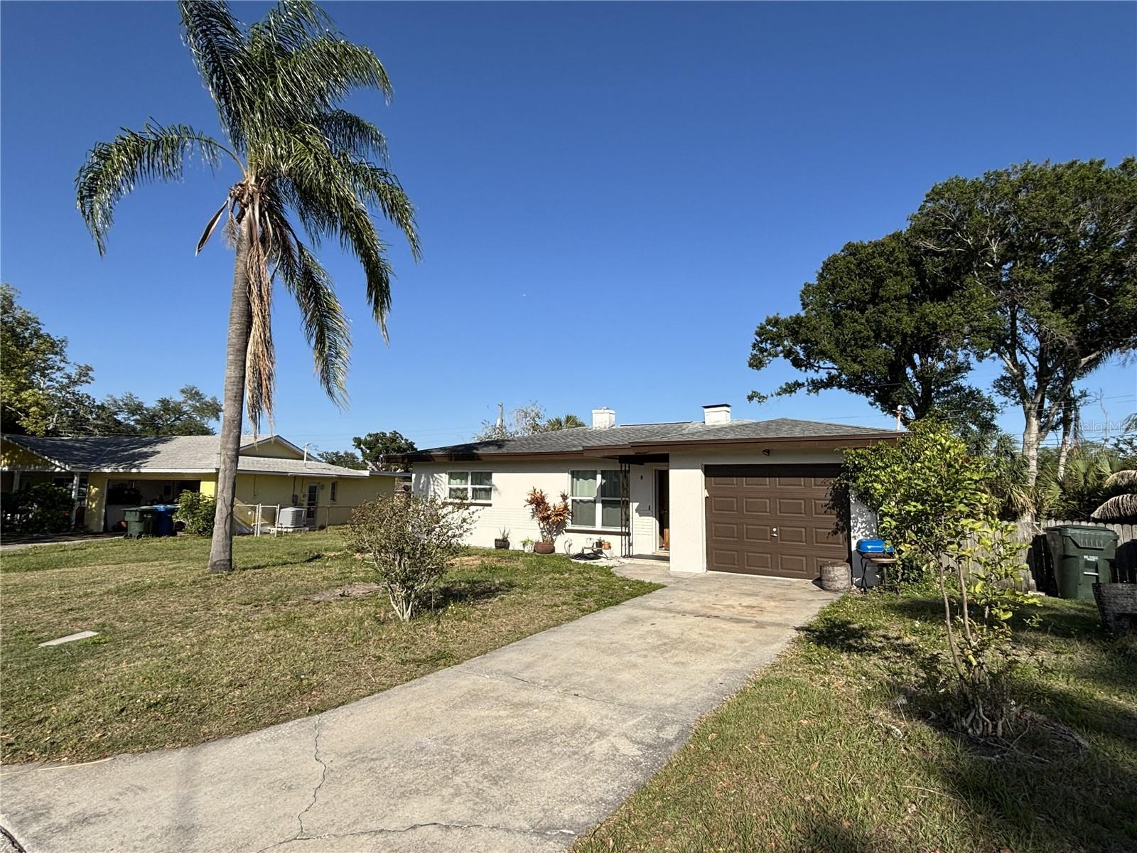 1347 BUCKINGHAM DR — photo 3