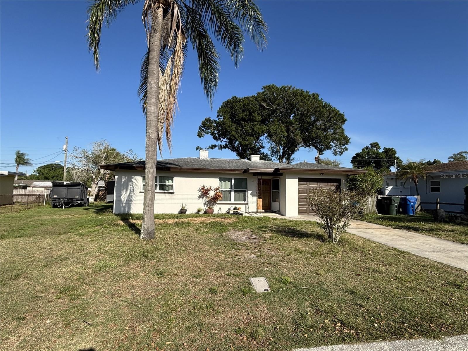 1347 BUCKINGHAM DR — photo 2