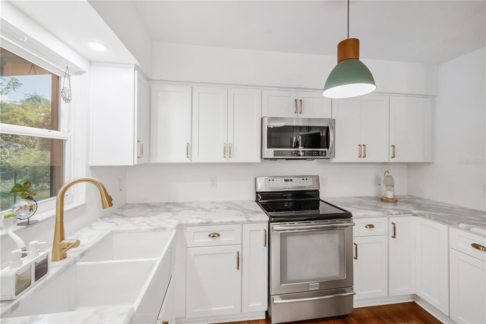 1708 WOODBINE DR — photo 16