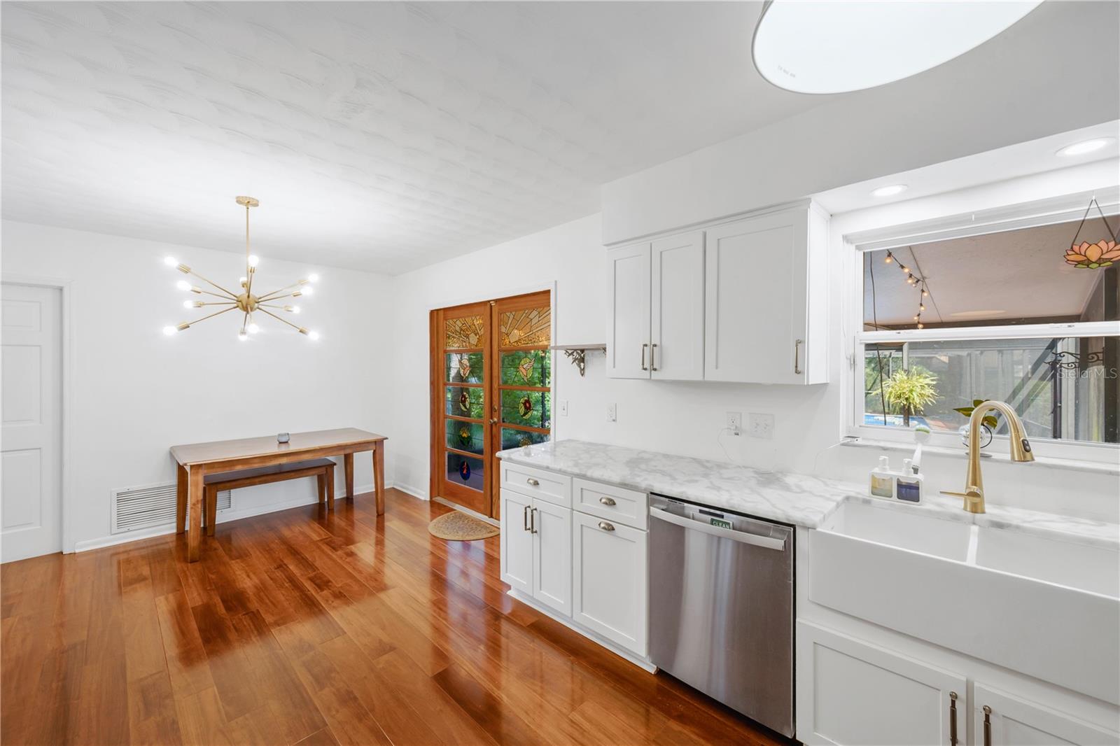 1708 WOODBINE DR — photo 15