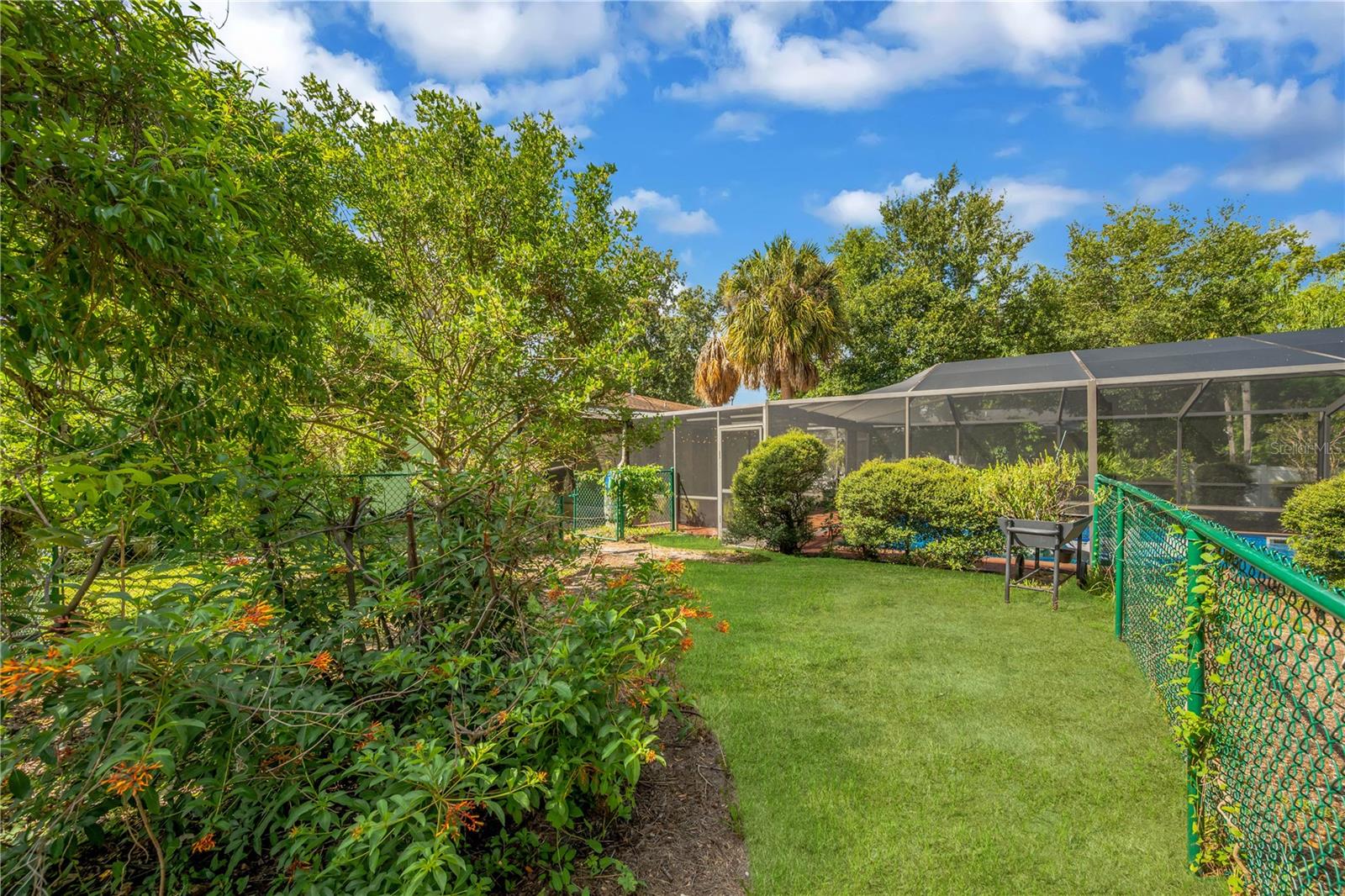 1708 WOODBINE DR — photo 44