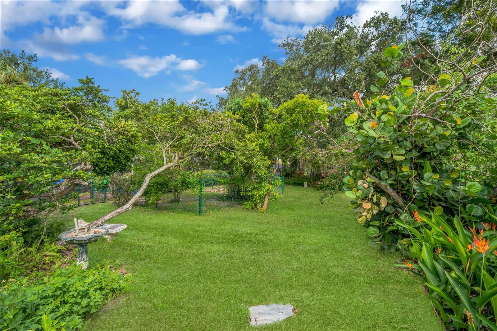 1708 WOODBINE DR — photo 49