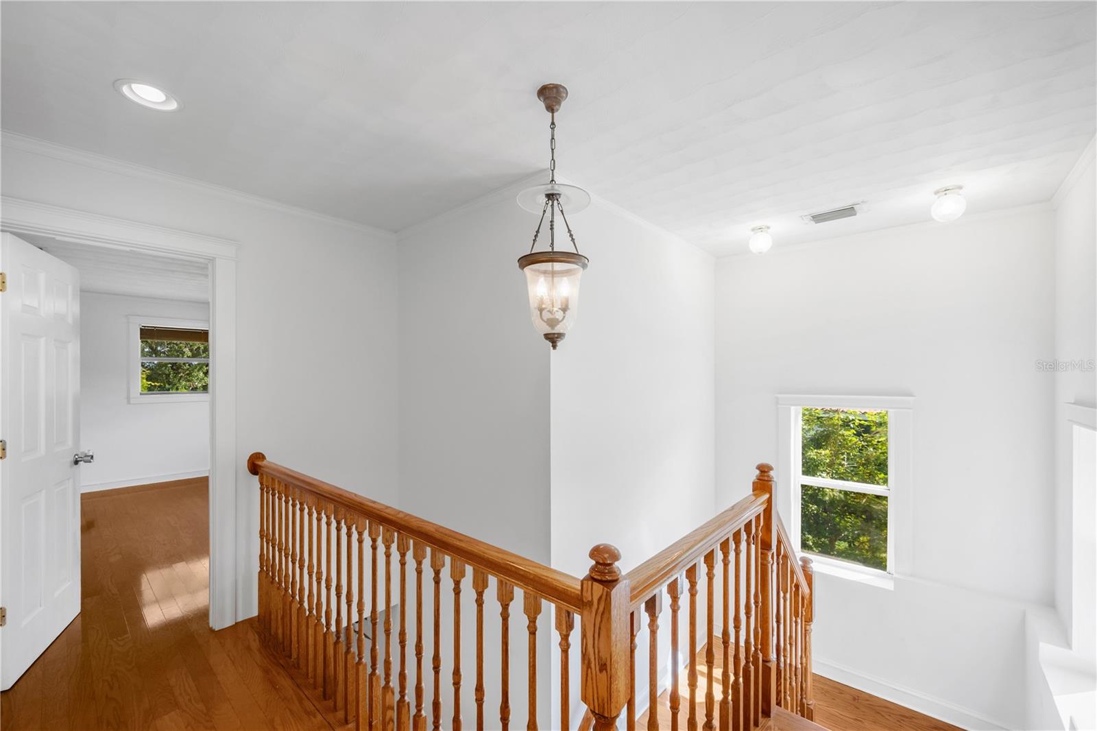 1708 WOODBINE DR — photo 26