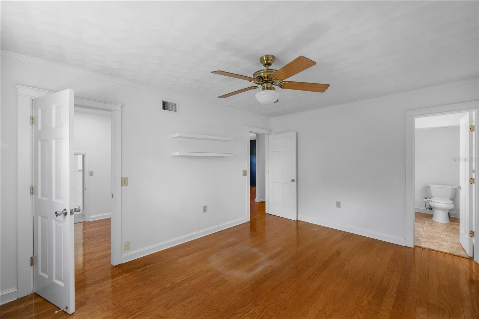 1708 WOODBINE DR — photo 24