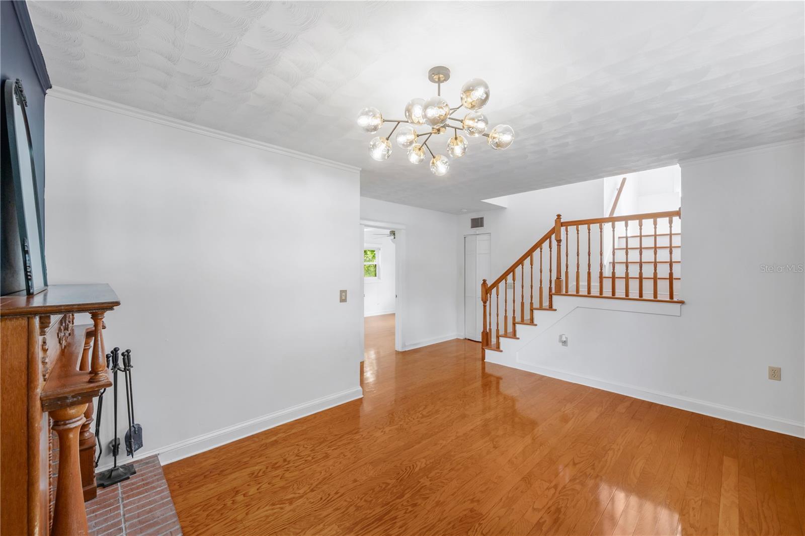 1708 WOODBINE DR — photo 19