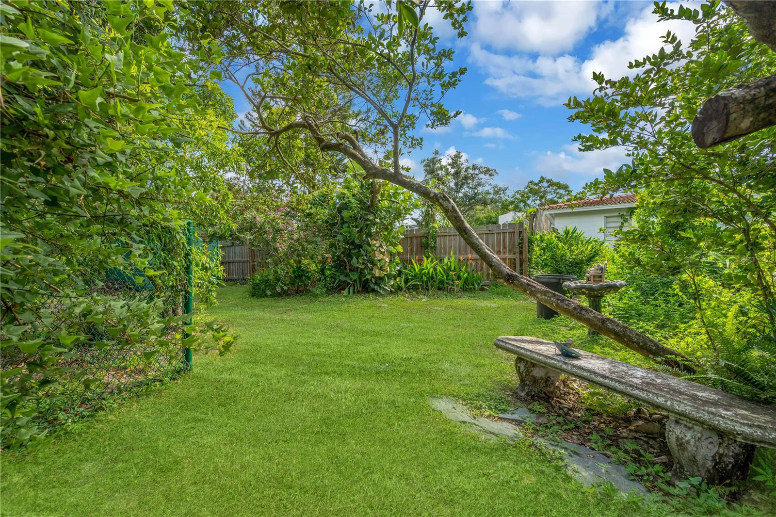 1708 WOODBINE DR — photo 47