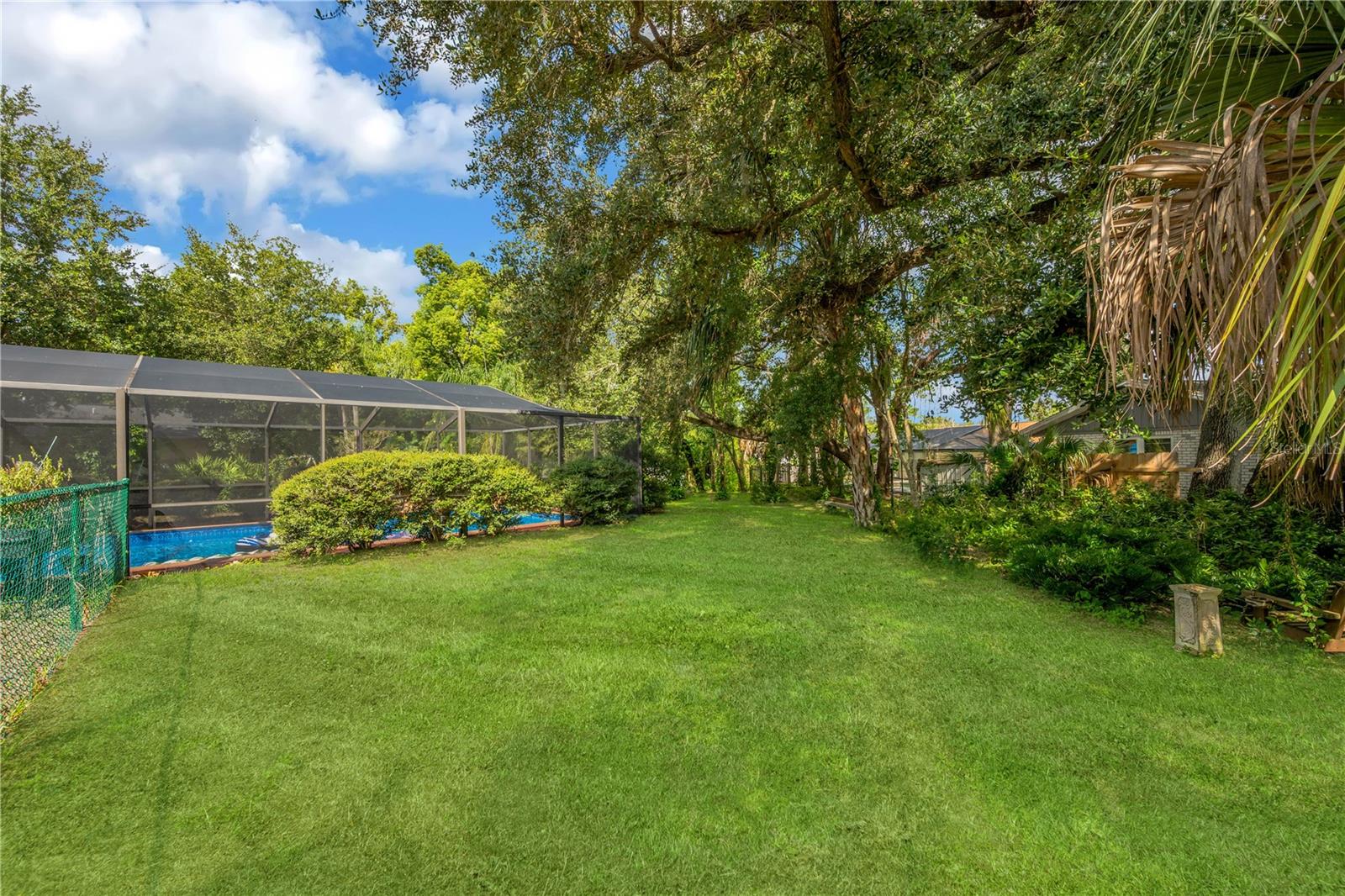 1708 WOODBINE DR — photo 52