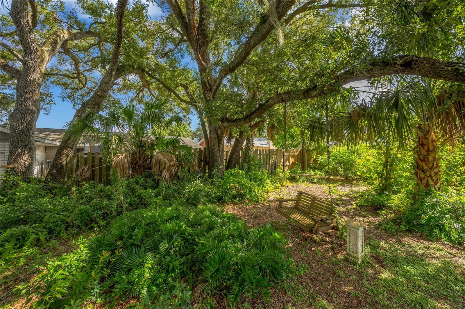 1708 WOODBINE DR — photo 53