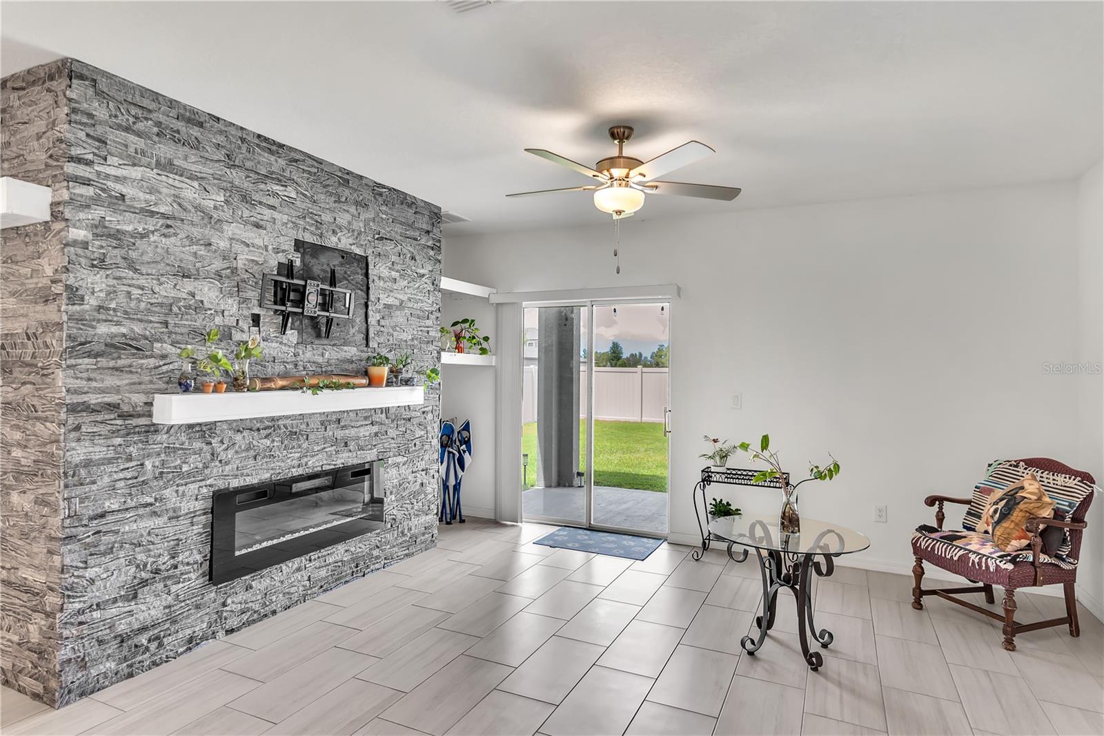 22547 STORYBOOK CABIN WAY — photo 7