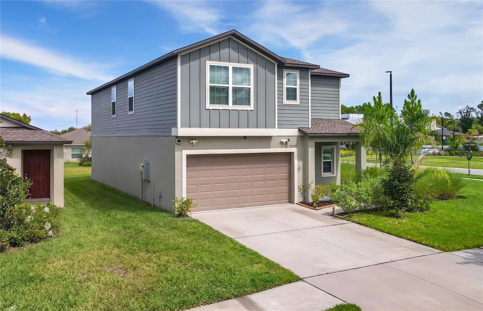 22547 STORYBOOK CABIN WAY — photo 2