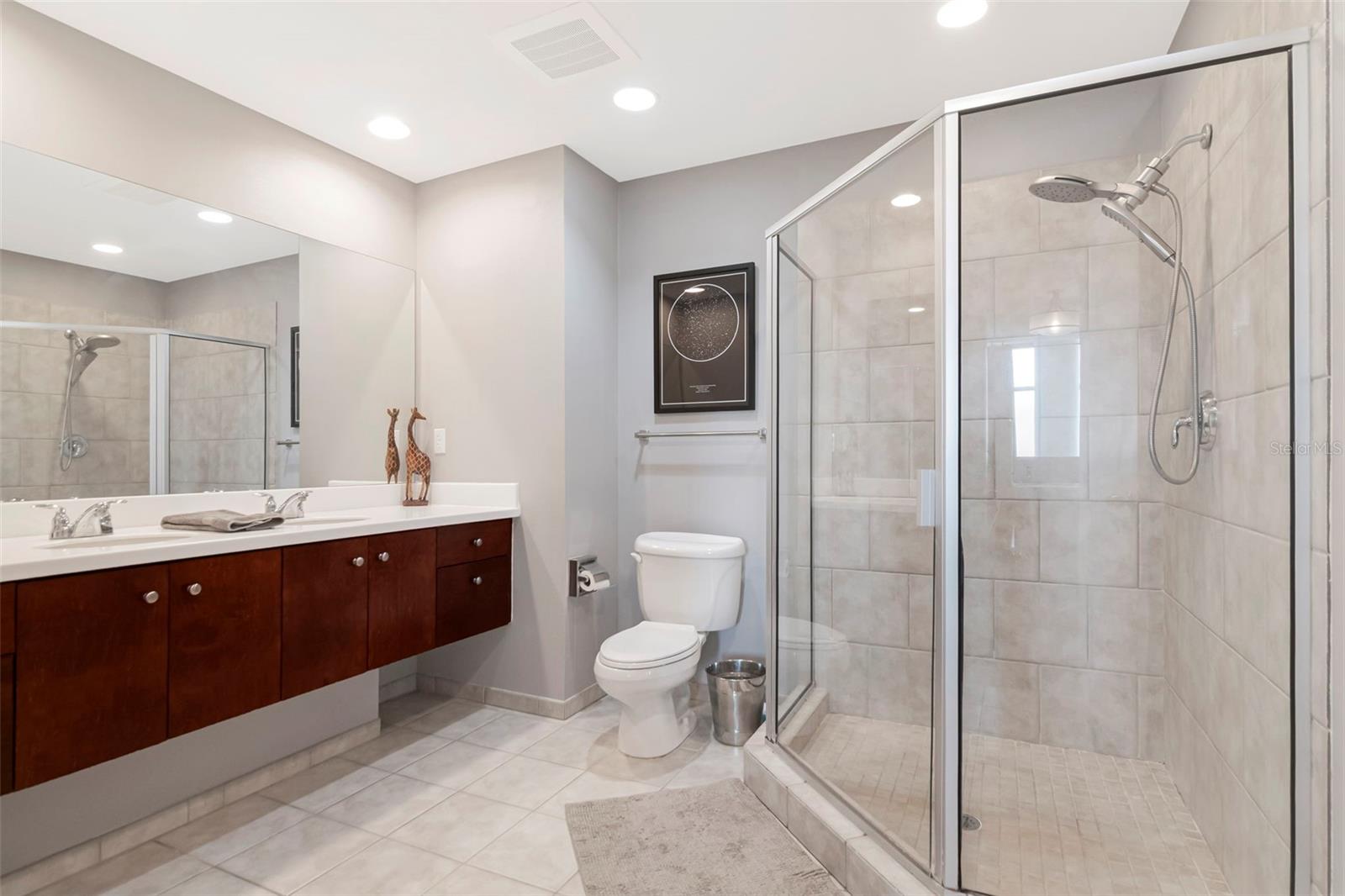 1120 E KENNEDY BLVD #715 — photo 31