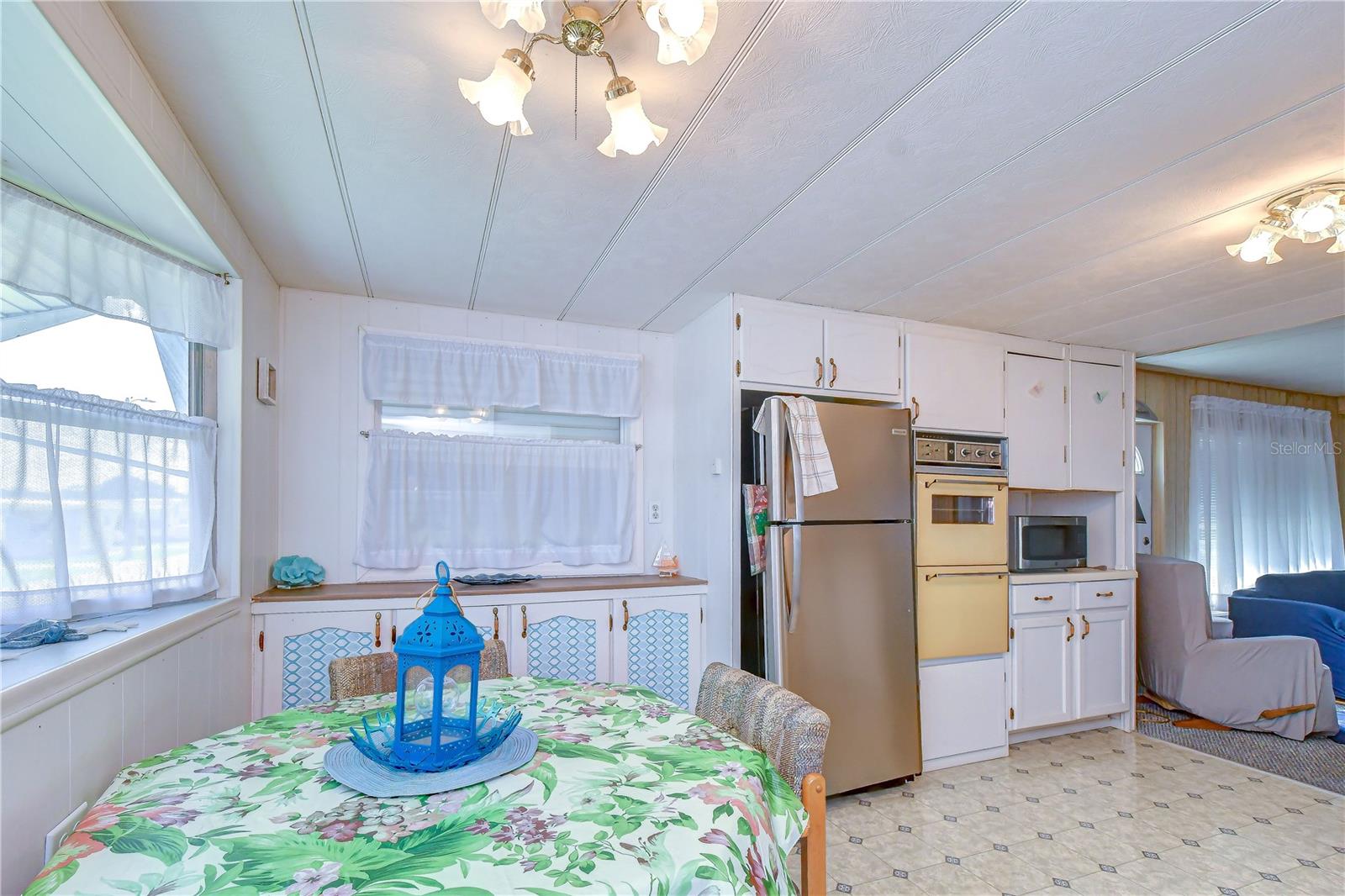 38651 WINDFLOWER AVE — photo 12