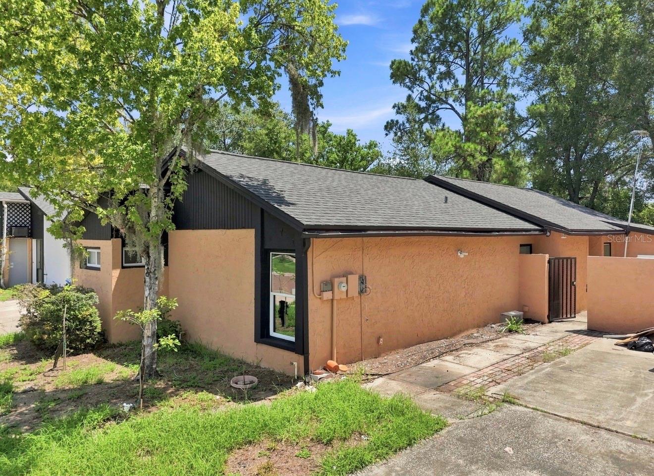 1932 GREGORY DR — photo 61