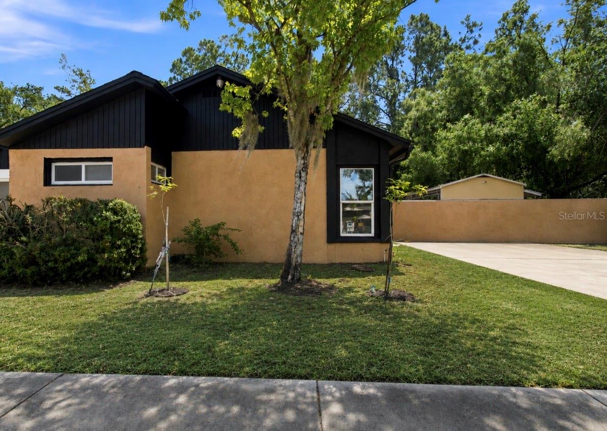 1932 GREGORY DR — photo 70